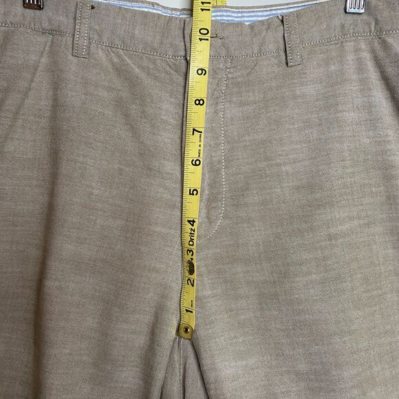 Caterpillar Inc Womankind Shorts Khaki Regular Fit Roll Tab Cuff Size 28 - Picture 14 of 15